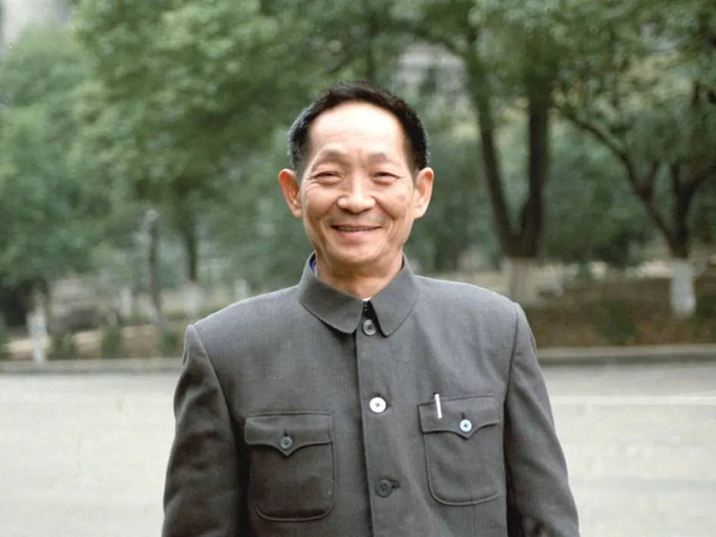 袁老-笑容